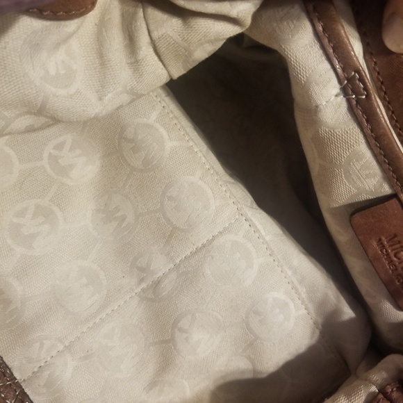 100% AUTHENTIC MICHAEL KORS SUEDE BAG - Picture 3 of 8